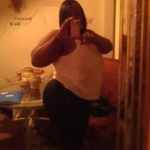 Meet your Posher, Ebony